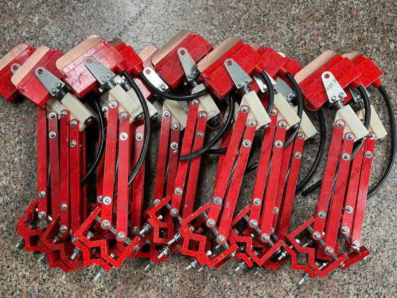 CHỔI TIẾP ĐIỆN CẦU TRỤC 1P-300A